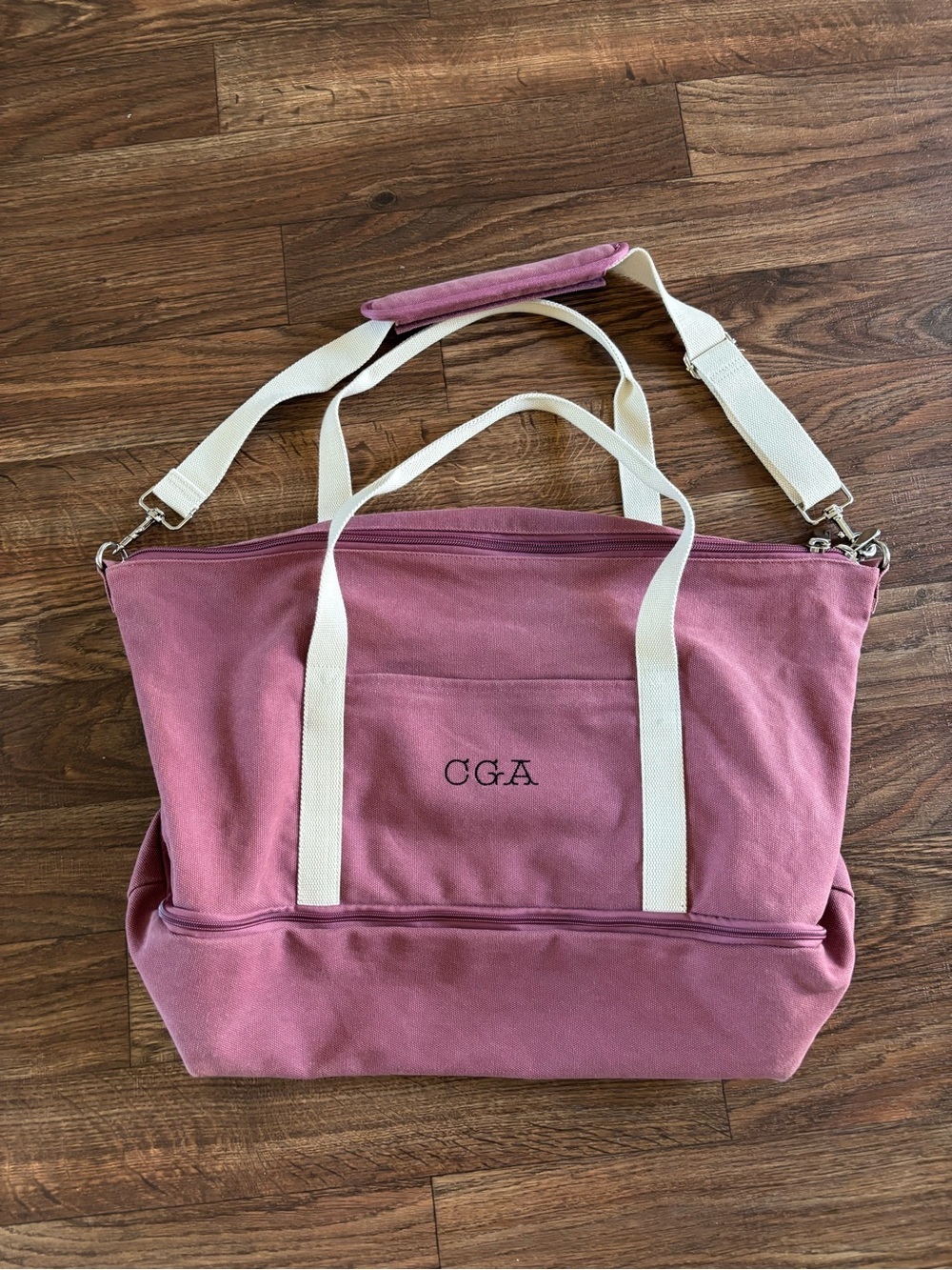 Lo & Sons Catalina Deluxe Small Canvas Weekender Bag in the Dusty Rose NWOT